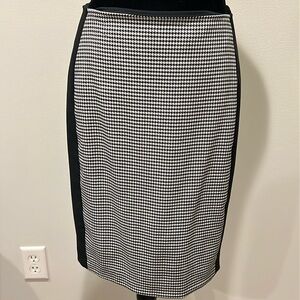 Like New - White House Black Market Jacket - size 4